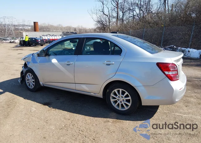 1G1JD5SGXH4172016: 44492045