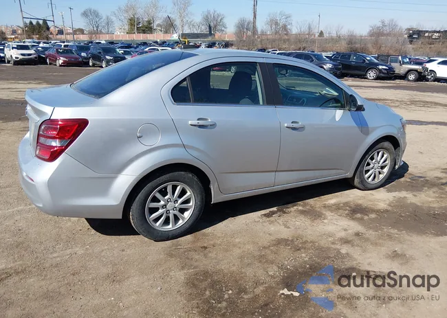 1G1JD5SGXH4172016: 44492045