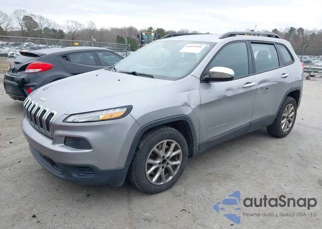 1C4PJLAB6FW584763: 44492056