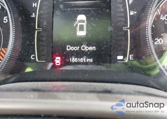 1C4PJLAB6FW584763: 44492056