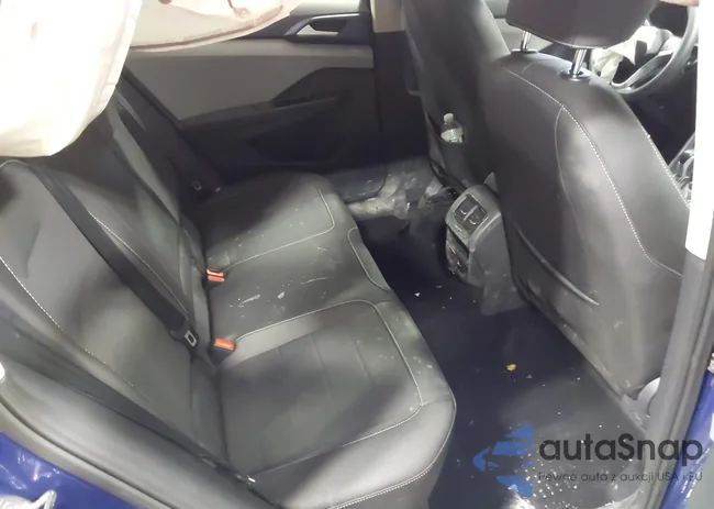 3VVVX7B21RM067792: 44492064