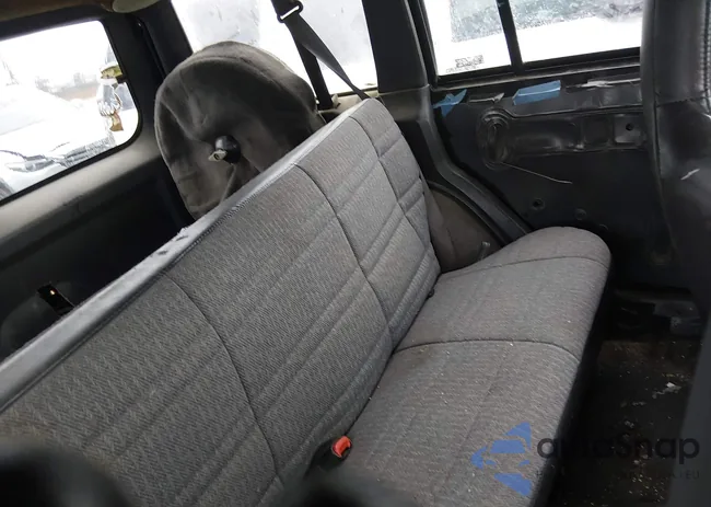 1J4FF48S1YL272745: 44492078