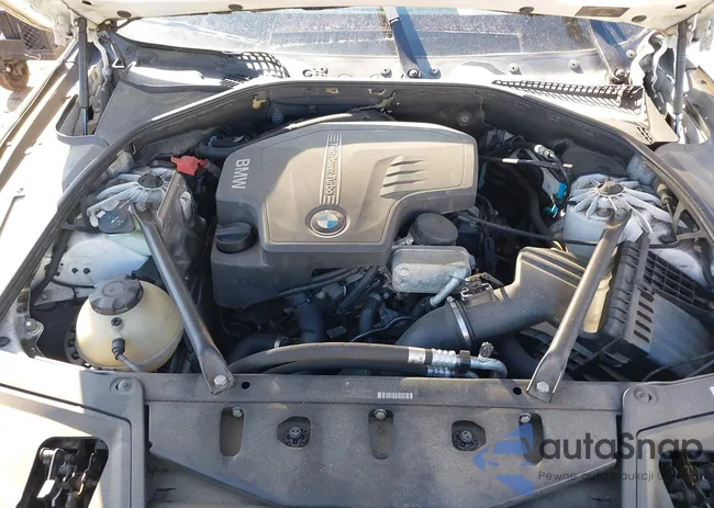 WBAXG5C53CDY28813: 44492082