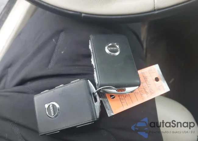 7JRL12TZ6NG177605: 44492145