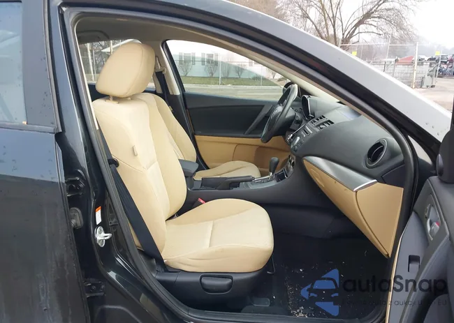 JM1BL1SF8A1101242: 44492223