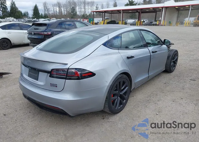 5YJSA1E69SF547832: 44491404