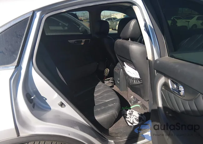 JN8AS1MW6AM853178: 44491451