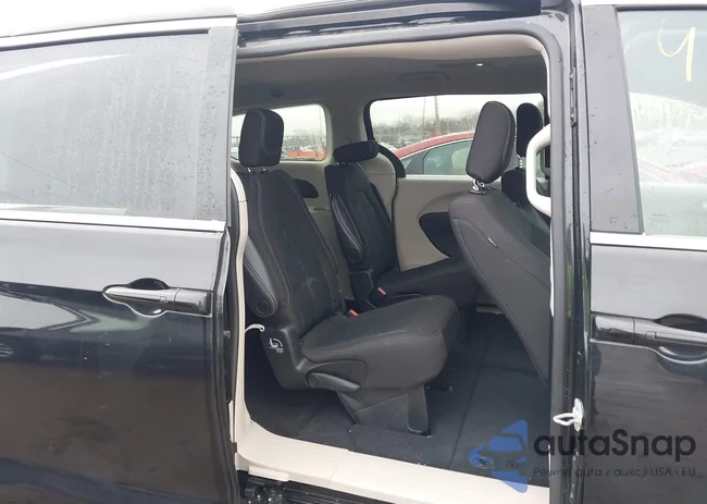 2C4RC1CG6PR581694: 44492717