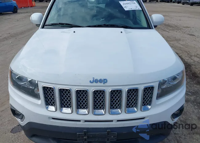 1C4NJCEA7GD806748: 44492758