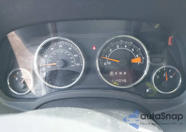 1C4NJCEA7GD806748: 44492758