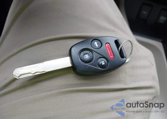 2HGFB2F57DH592535: 44492765