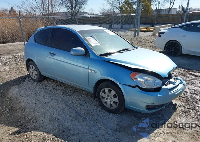 KMHCM3AC0AU162924: 44492773