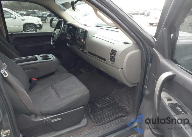 3GTP1UEA8BG139635: 44492776