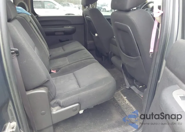 3GTP1UEA8BG139635: 44492776