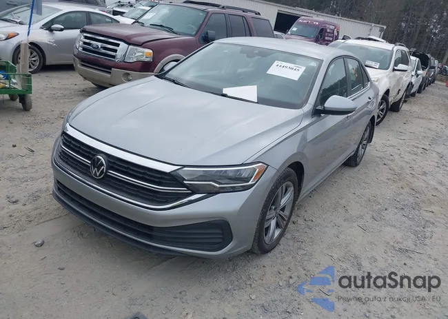 3VWEM7BU7RM017890: 44493045