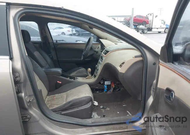 1G1ZH57B98F232876: 44493069