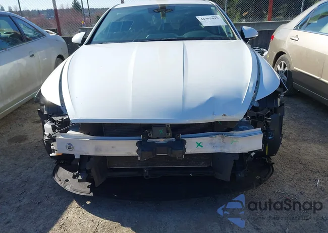 KMHL24JAXNA225593: 44493095