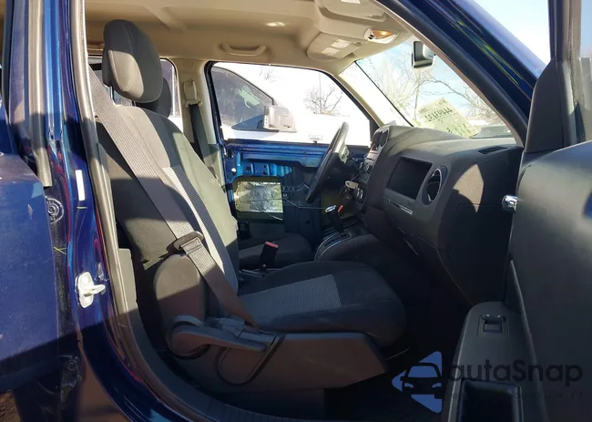 1C4NJRFB9ED847485: 44493132