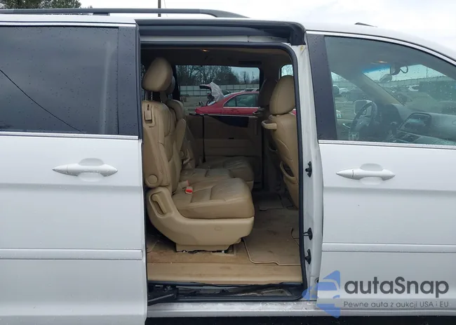 5FNRL386X8B416062: 44493142