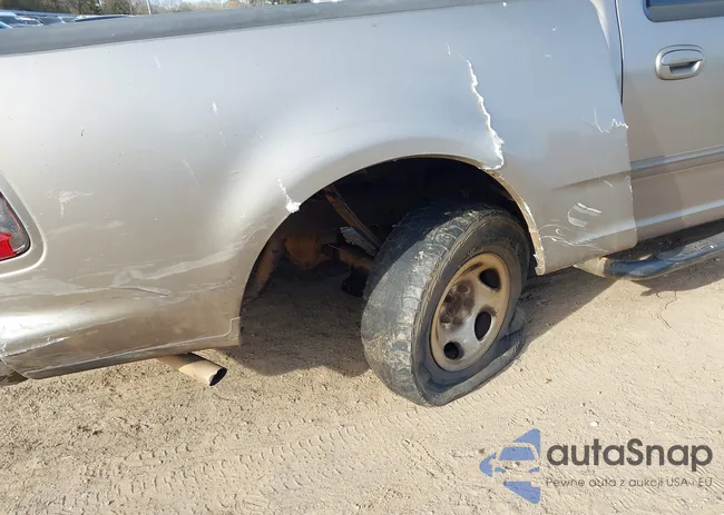 1FTRW076X2KA74193: 44493271