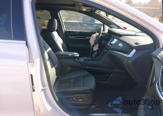 1GYKNDR42SZ107681: 44492491