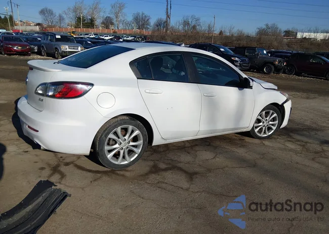 JM1BL1U63B1375690: 44492534