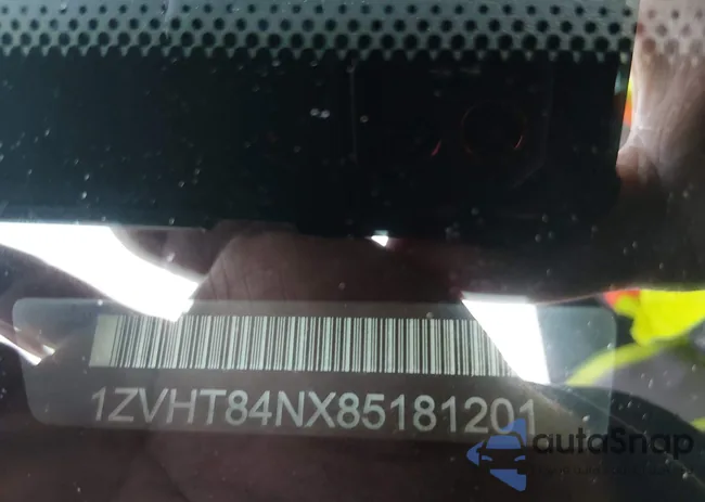 1ZVHT84NX85181201: 44492581
