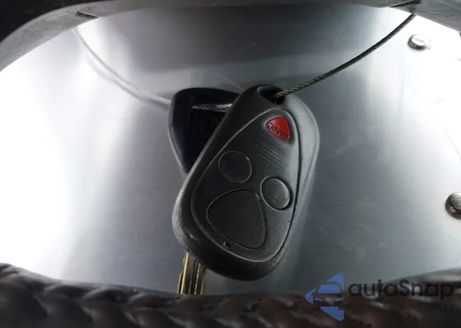 2HNYD18266H541913: 44493698