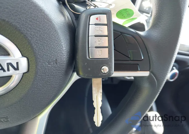 3N1CN8DV6NL820230: 44493747