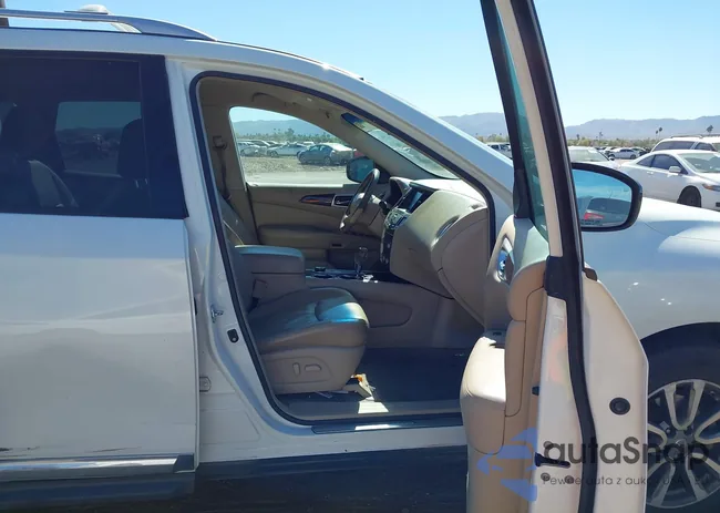 5N1AR2MMXDC637075: 44493753