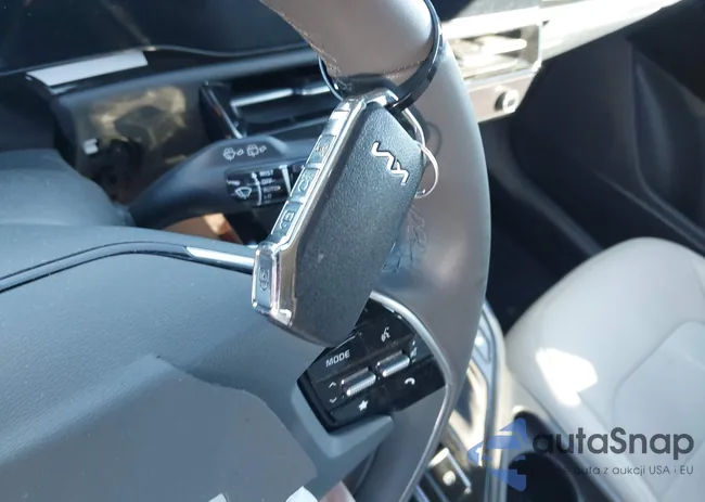 KNDCR3LE8R5187399: 44493791