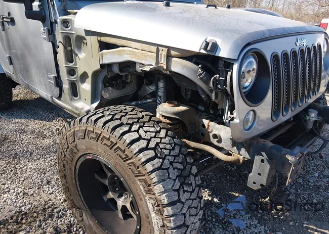 1C4BJWEG5FL678071: 44493833