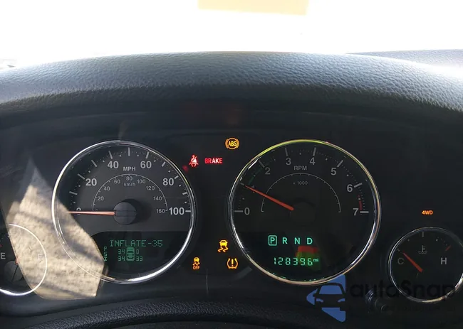 1C4BJWEG5FL678071: 44493833