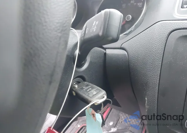 3VW2B7AJ0HM363889: 44493875