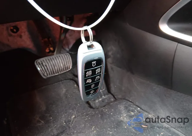 5NMJE3AE8NH135851: 44493967