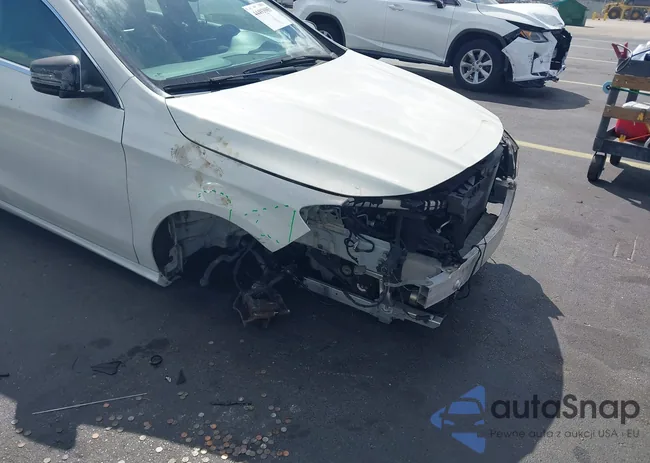 WDDSJ4EB4FN237776: 44493985