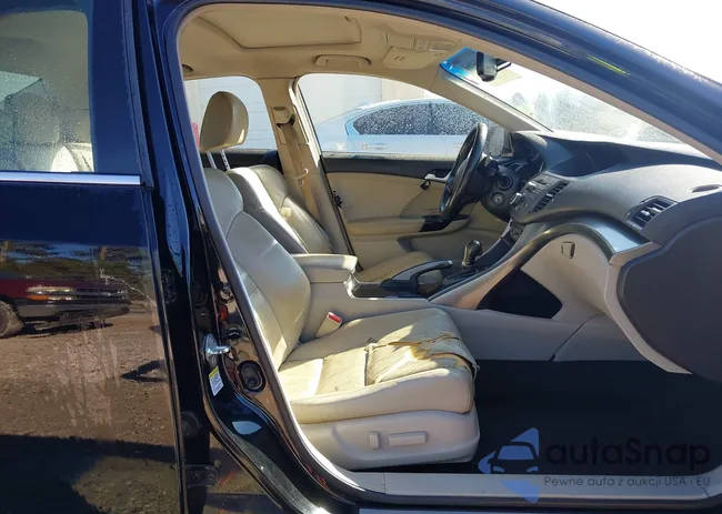 JH4CU2F61BC002834: 44494060