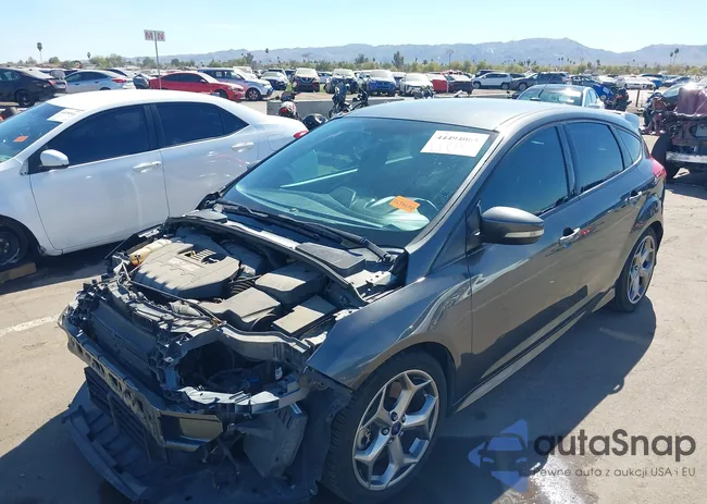 1FADP3L95JL211614: 44494065