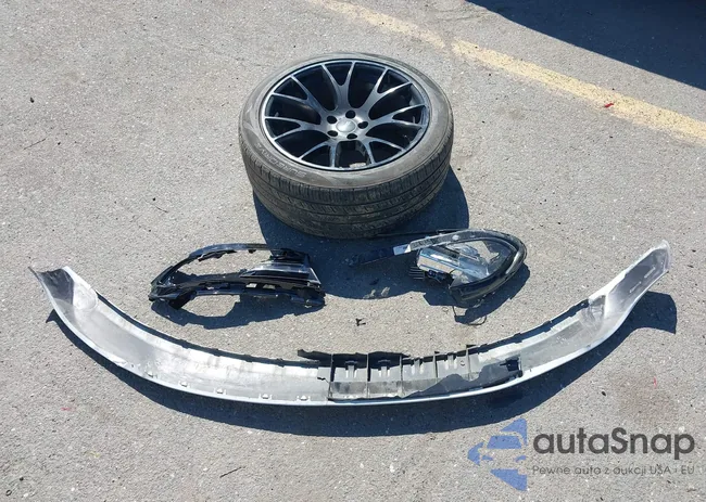 2C3CDXCTXFH800779: 44494085