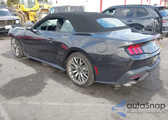 1FAGP8UH8R5137332: 44494099