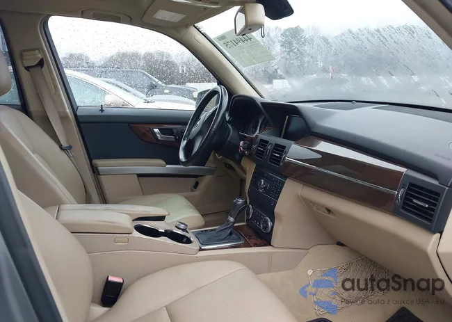 WDCGG8HB6AF494548: 44494175