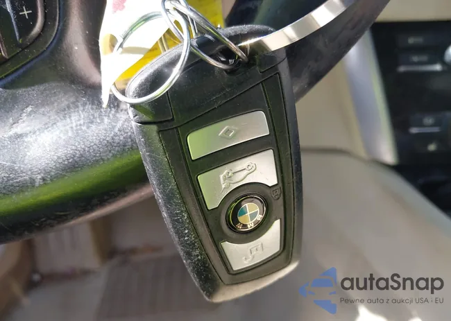 WBASP2C55BC338113: 44494178