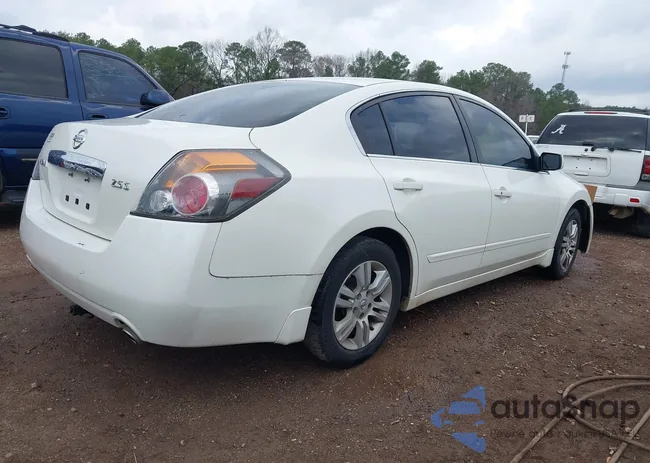 1N4AL2AP3BC166846: 44493279