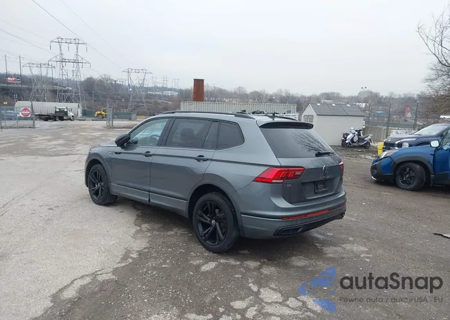 3VV8B7AX0RM098654: 44493283