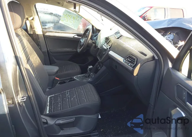 3VVRB7AX5RM159338: 44493311