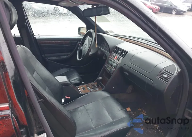 WDBHA29G7XA742653: 44493474