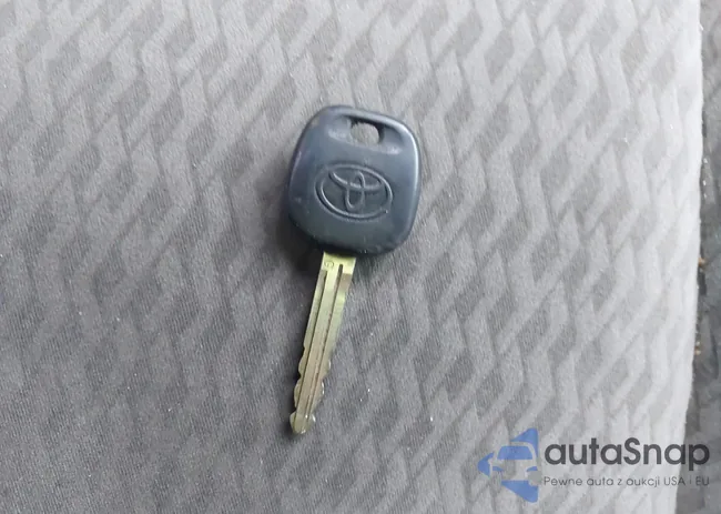 3TMJU4GN2BM113692: 44493498