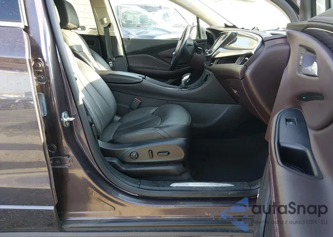 LRBFXESX0HD145572: 44493556