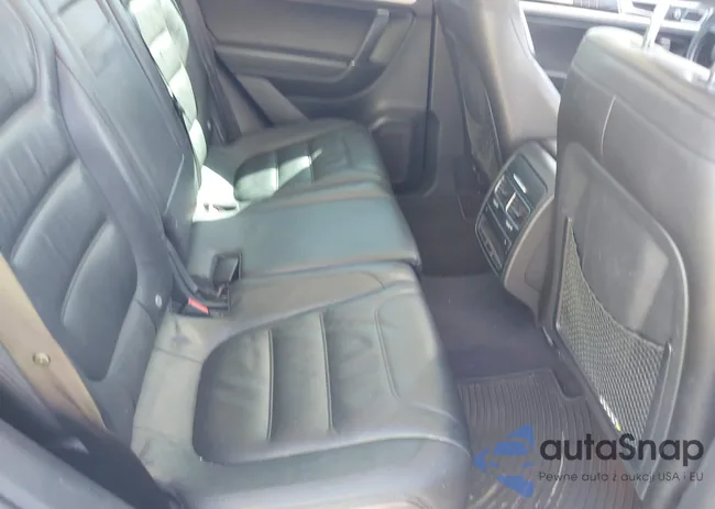 WVGEF9BPXFD007800: 44493558