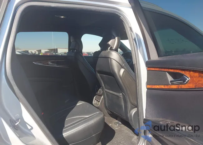 2LMPJ6KR6HBL49295: 44493575